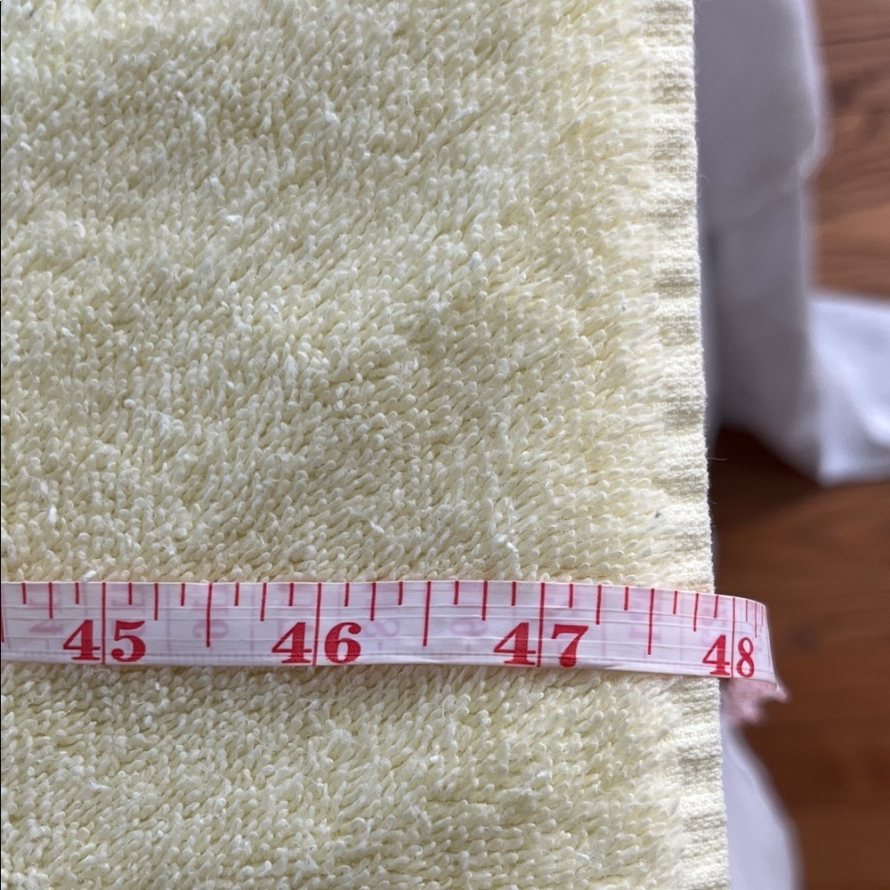 Vintage Lady Pepperell Imperial Yellow Bath Towel 100% Cotton Plush Mid Century - Picture 3 of 5